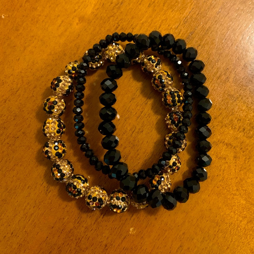 Leopard and black beaded bracelet set